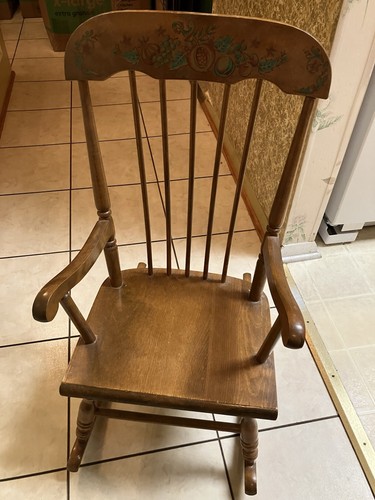 Vintage oak hill child - vintage, child’s