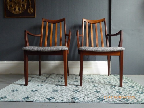 Plan dining chairs - g,
